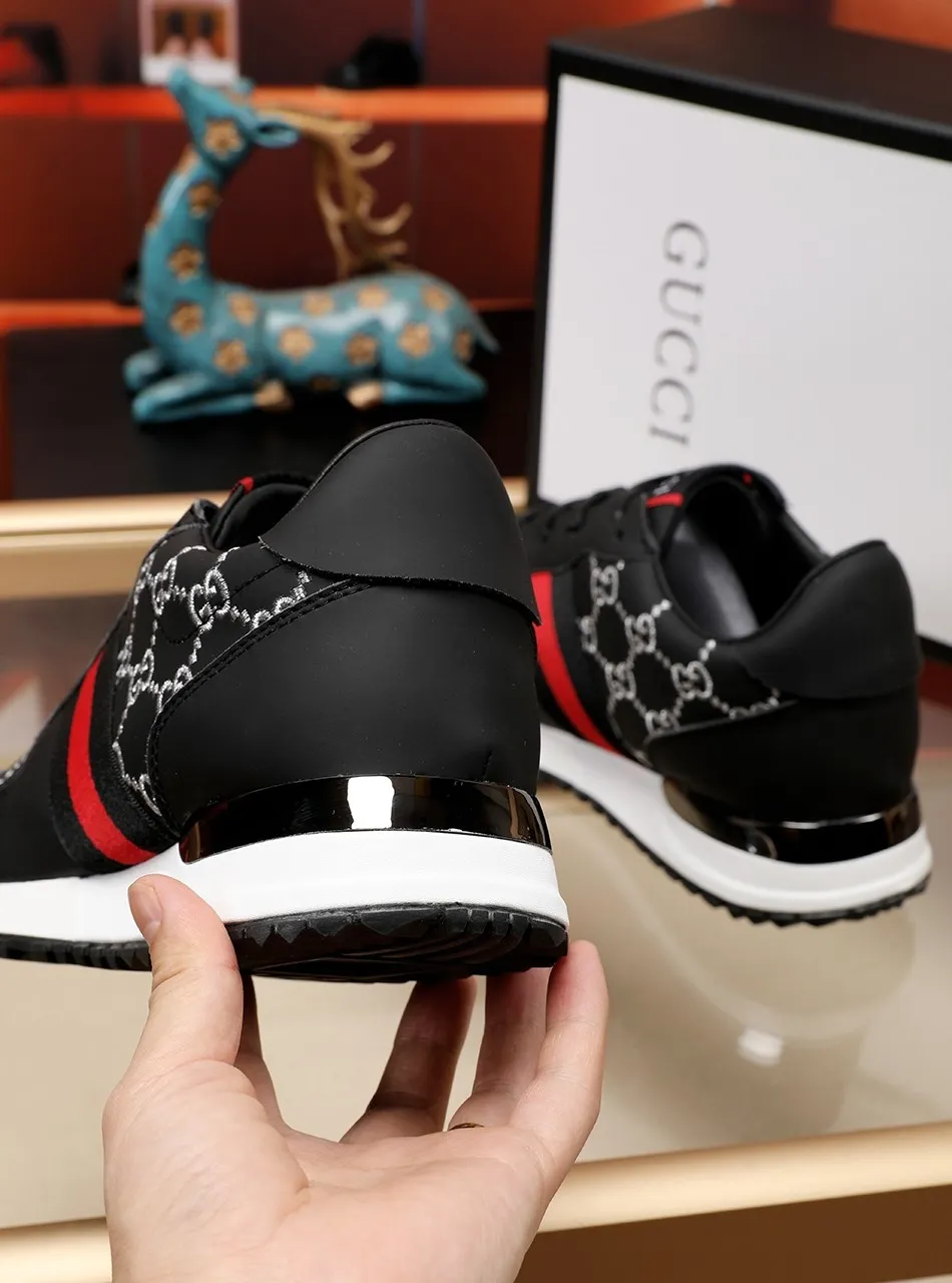 Factory price: 400💰 (GUCCI) The latest summer model from the official website🎁🎁casual and fashionable men's shoes👟, hot style💥The version is simple and elegant, exclusive for trendy men, the upper is made of calfskin electric embroidery pattern ➕The inner lining is made of sheepskin, soft and comfortable, black and white two-color optional, code number: 38-44, customized 45